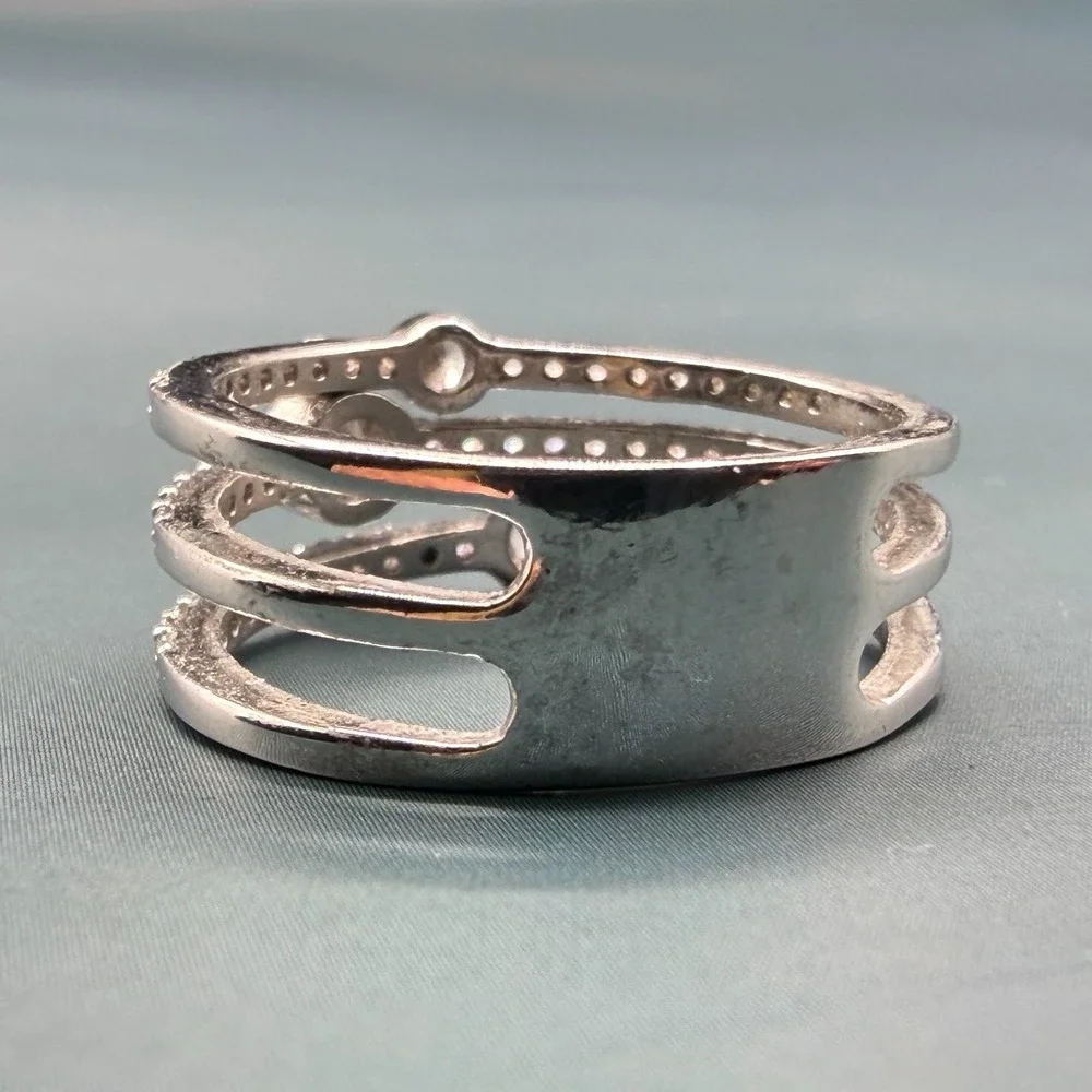 N/A bold silver
